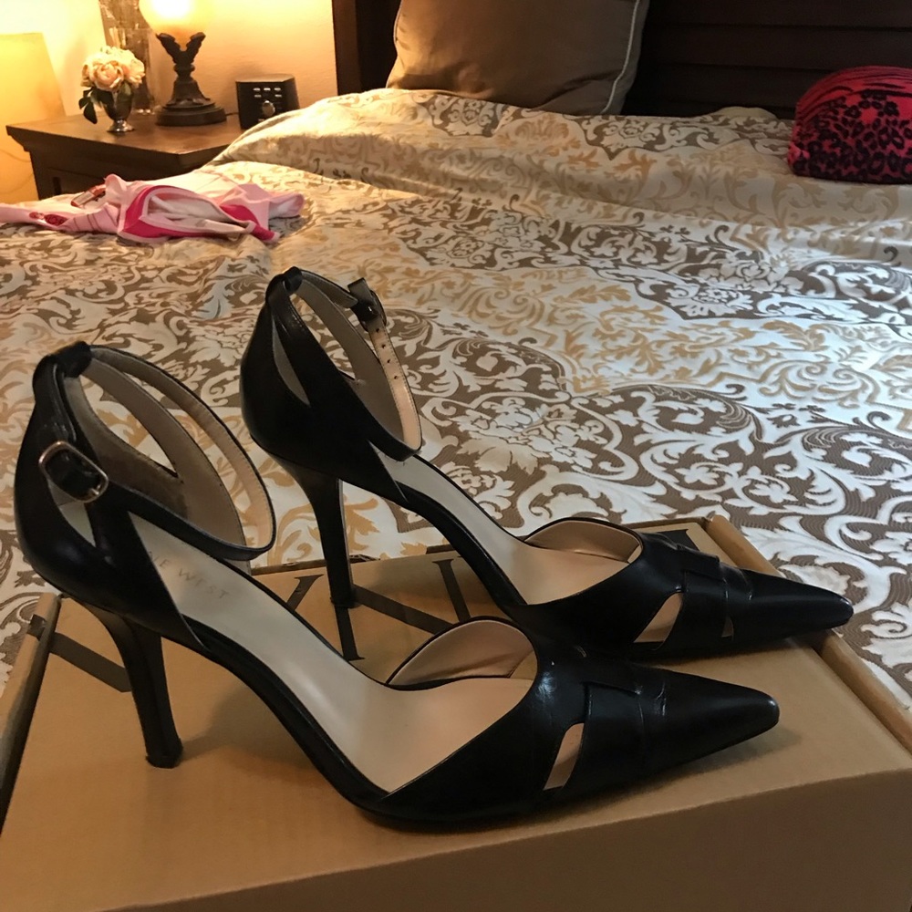Beautiful high heels by Nine West. EUC
